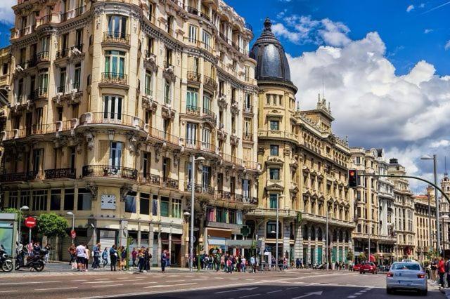 דירות מדריד Elegante Loft En Chueca מראה חיצוני תמונה